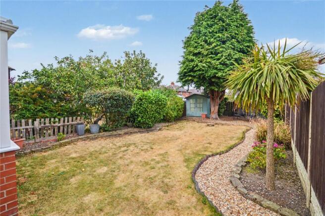 3 bed Semi-Detached for sale Image 12