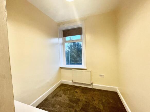 2 bed Terraced to rent Image 11