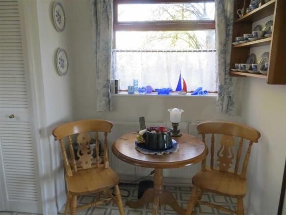BREAKFAST KITCHEN