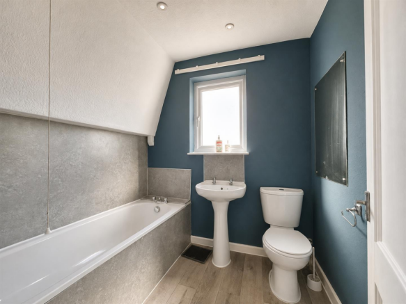 Bathroom 2 x.png