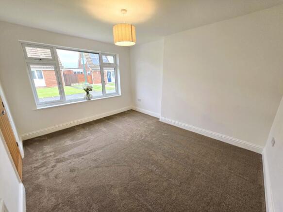 2 bed Bungalow for sale Image 8