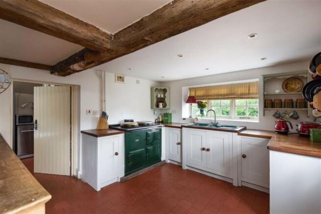 Farmhouse Style Kitchen