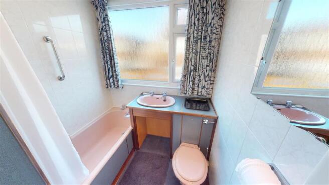 The Avenue Bathroom