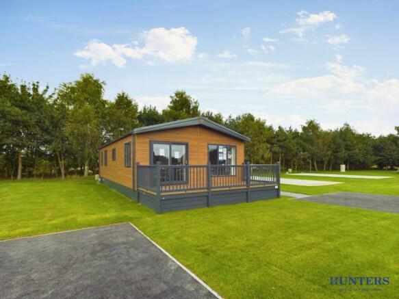 2 bed Park Home for sale Image 7