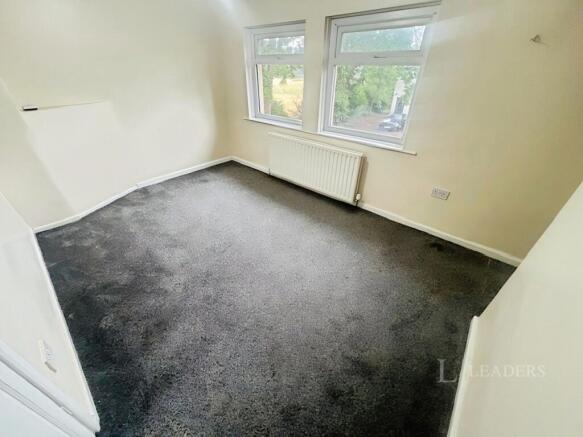 2 bed Semi-Detached to rent Image 6