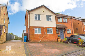 40, Crusader Road, Bournemouth BH11 9TZ