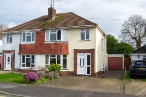 25, Repton Road, Reading RG6 7LJ