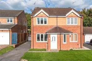 10, Stonechat Rise, Leeds LS27 8GW