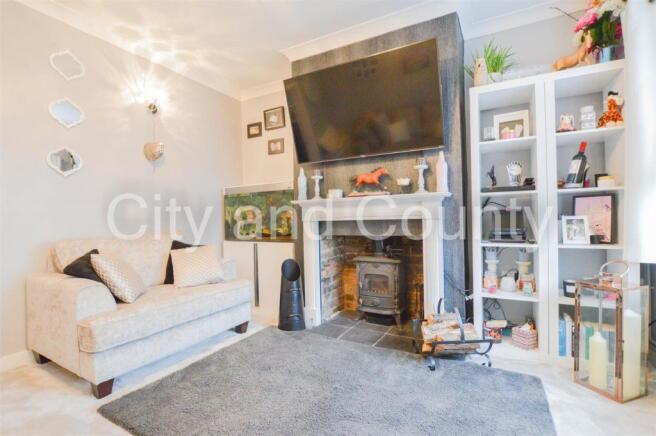 Living room 1.jpg