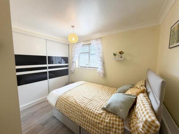 2 bed Detached Bungalow for sale Image 9