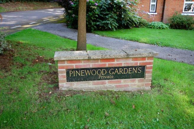 Pinewood Gardens