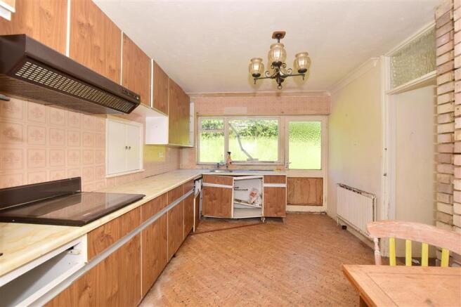 Kitchen/ Breakfast Room