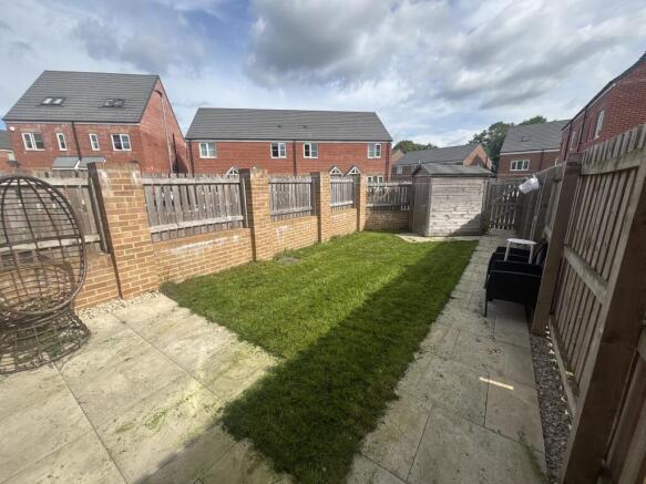 2 bed Town House for sale Image 9