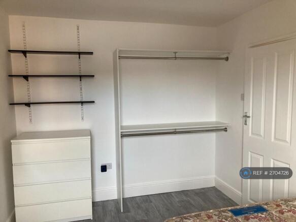 Upstairs Middle Bedroom