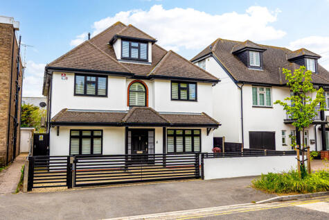 Esplanade Gardens, Westcliff-on-sea, SS0