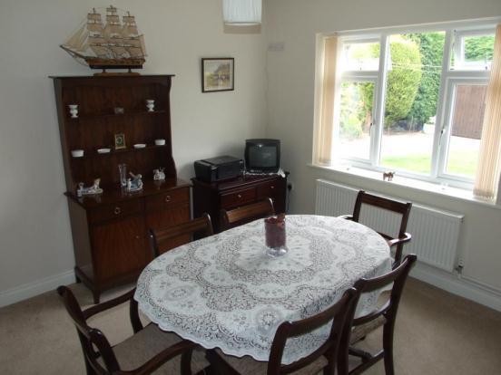 Dining/ Bedroom