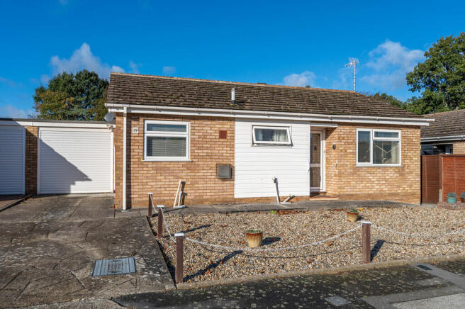 2-bed detached on Springfield Avenue, Felixstowe, £330,000