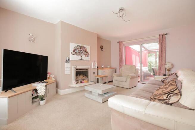 Oakfield Avenue, Droylsden, Manchester photo 4