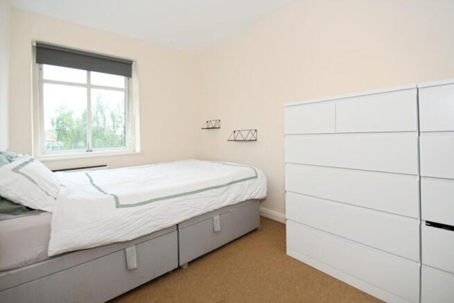 2 bed Apartment to rent Image 10