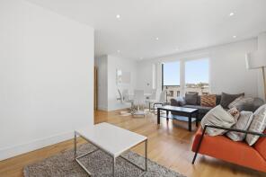 Flat 16, 70 Sherrans House, Grove Park, London NW9 0FE
