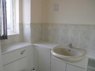 En-suite shower