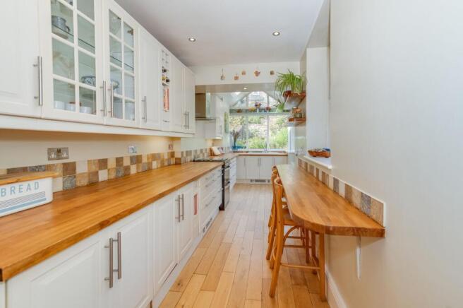 4 bed Terraced for sale Image 7