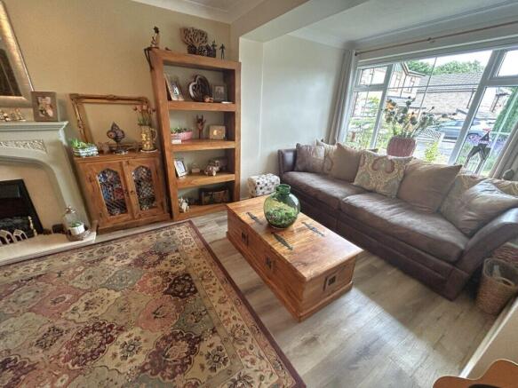 3 bed Detached for sale Image 4