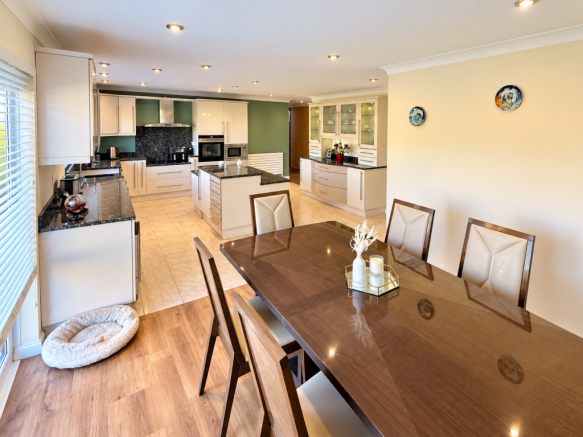 Lumley Drive, Peterlee, Durham photo 4