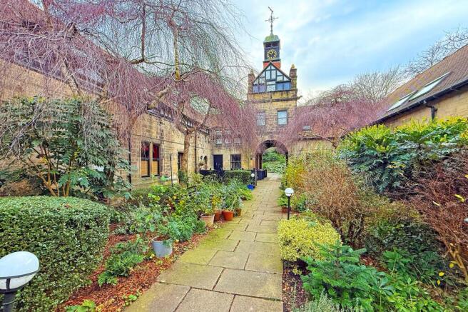 2 bed House for sale Image 7