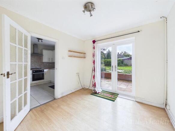Thursley Crescent, New Addington, Croydon photo 4