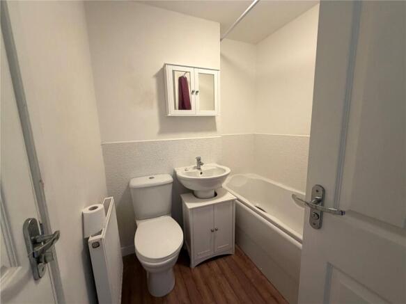 2 bed Terraced for sale Image 6