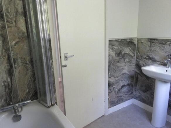 Barthroom 1