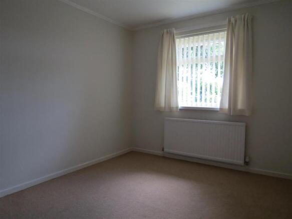 Bedroom: