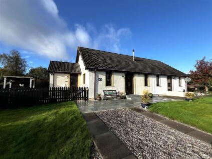 Craggie, 1 Ferrycroft Cottages, Lairg, IV27 4AZ