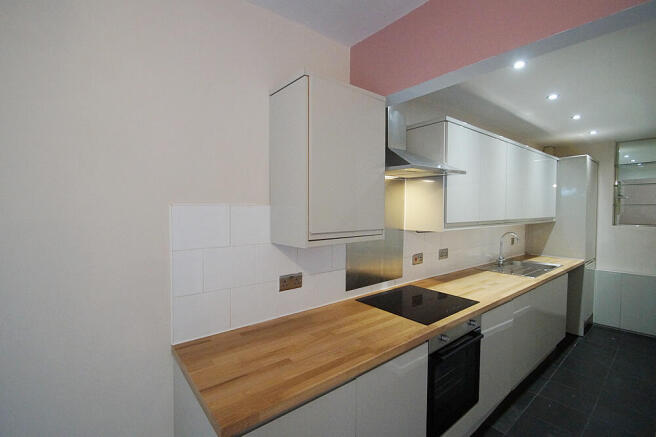 Terraced to rent Image 4