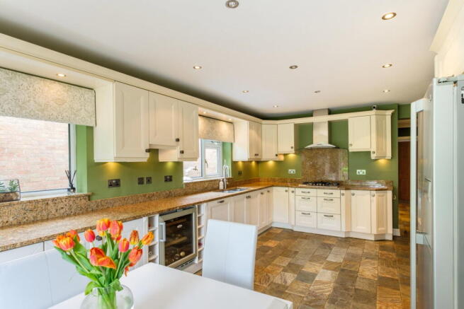 Main Street, Normanton On Soar photo 4