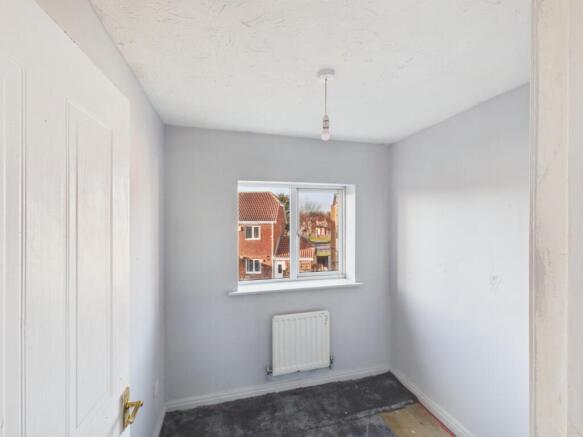 3 bed Semi-Detached for sale Image 8