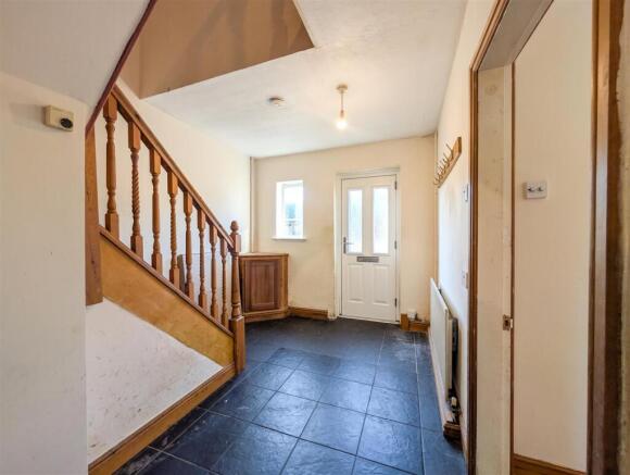 3 bed Terraced for sale Image 7