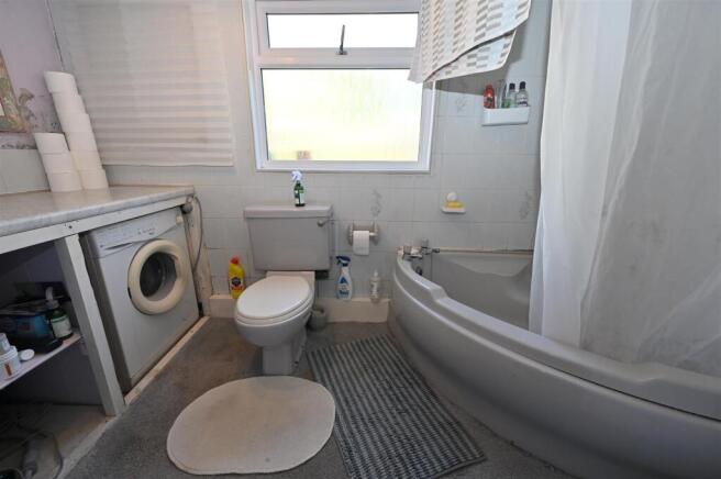 2 bed Bungalow for sale Image 10