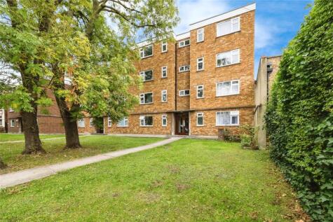 Hainault Road, London, E11