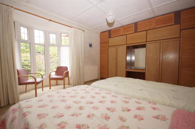 bed1.JPG