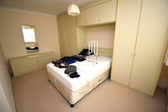 Bedroom 1.JPG