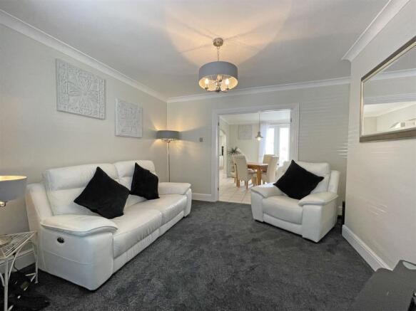 Sturdee road 41 lounge for inside.jpg