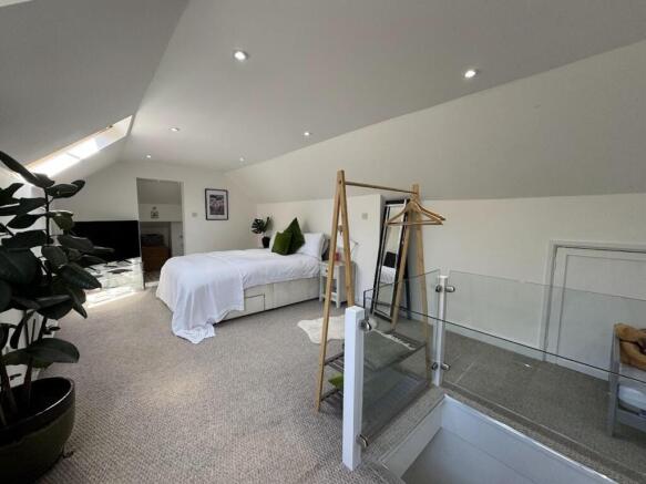 BEDROOM FIVE