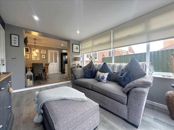 3 bed House for sale Image 12