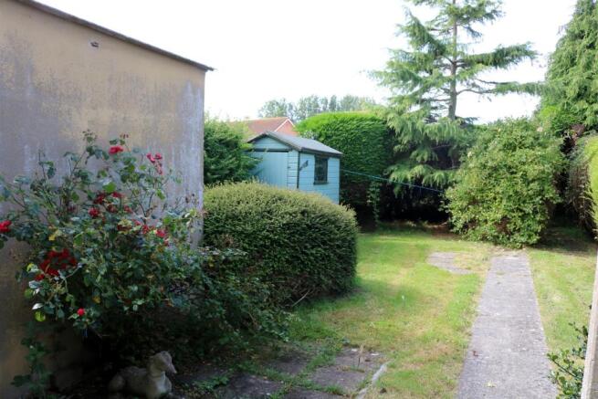 Rear Garden (2).JPG
