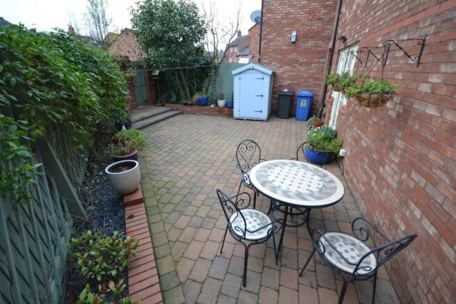 GARDEN
