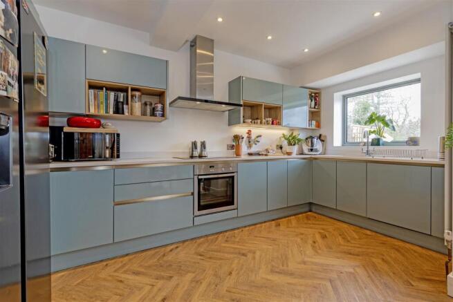 Fabulous Open Plan Dining Kitchen