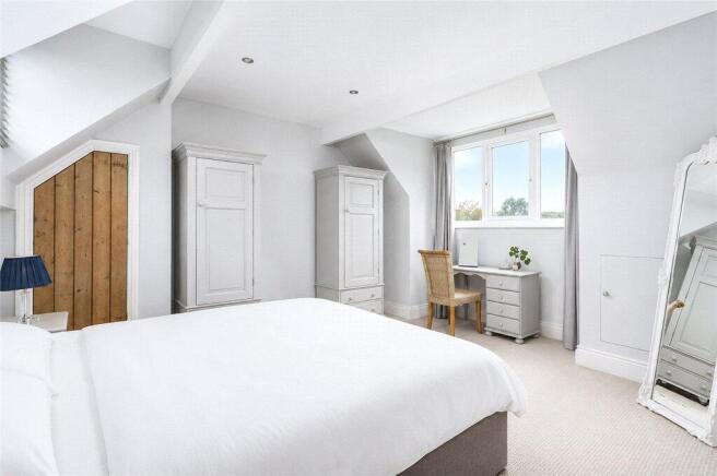 3 bed Terraced for sale Image 7