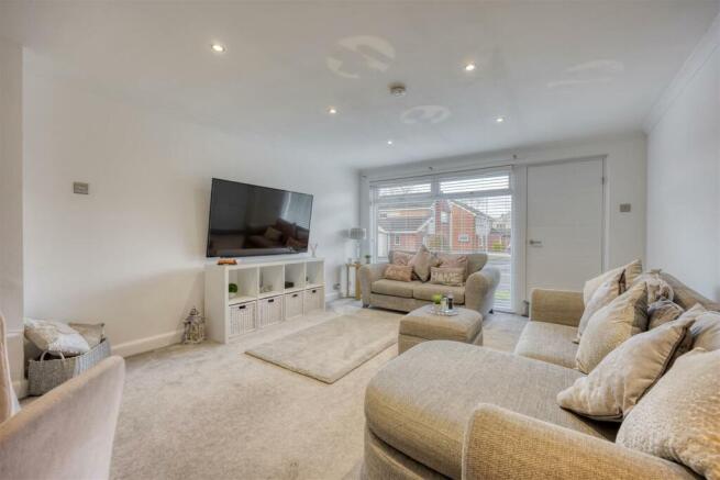 48_NETHERHOUSE_AVE_LENZIE_016.JPEG